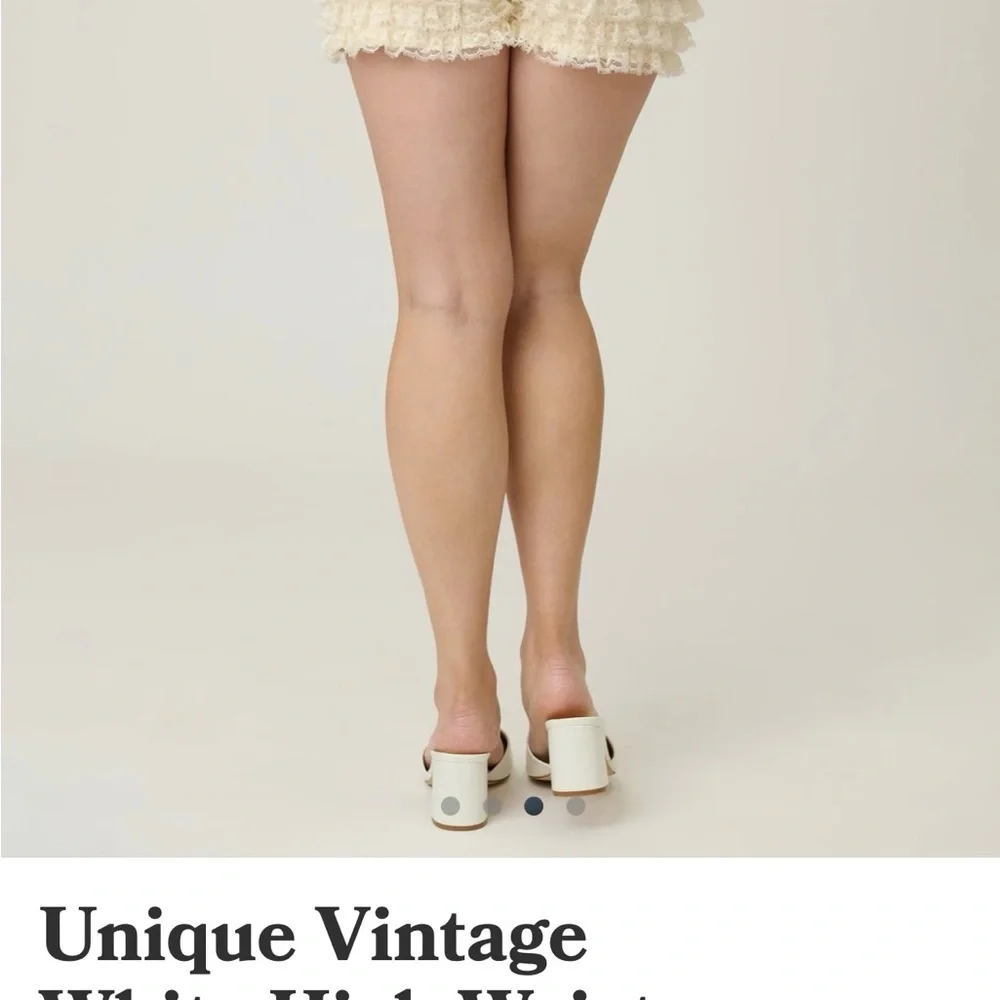 Unique Vintage Cream Ruffle Bloomers - Picture 2 of 3